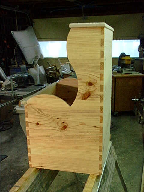 Firewood box with discount lid